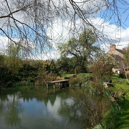 Upper Wood End Farm Bed and Breakfast Marston Moreteyne Exteriör bild